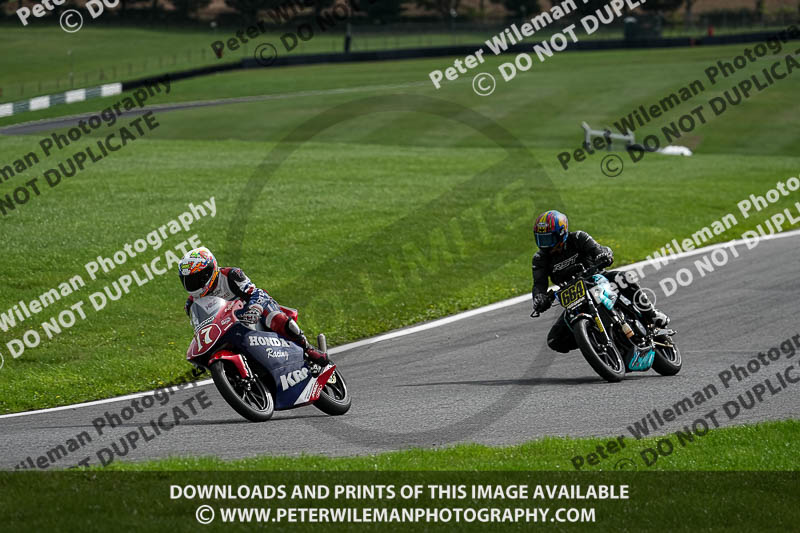 cadwell no limits trackday;cadwell park;cadwell park photographs;cadwell trackday photographs;enduro digital images;event digital images;eventdigitalimages;no limits trackdays;peter wileman photography;racing digital images;trackday digital images;trackday photos